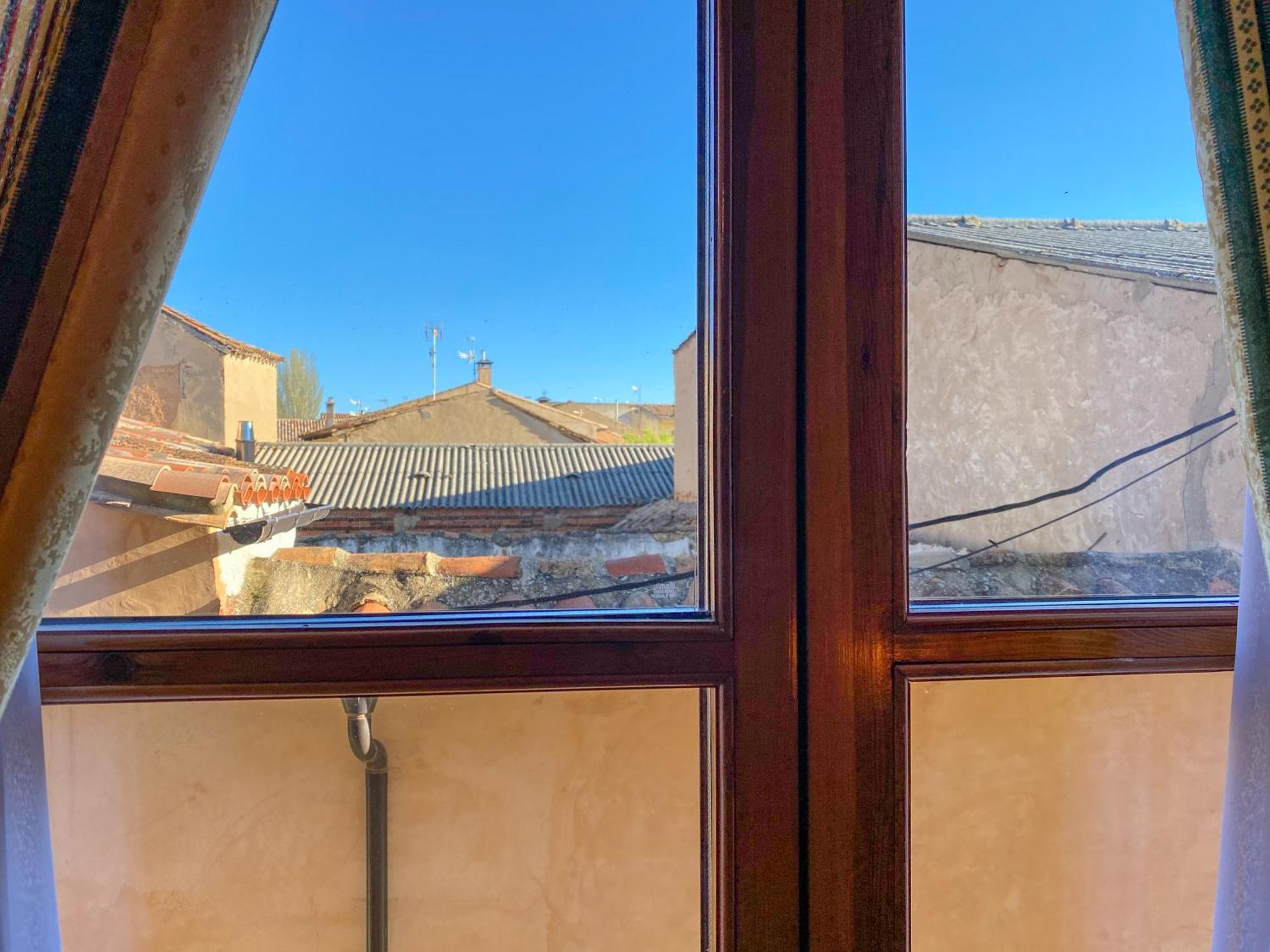 Posada Los Leones Berlanga de Duero Bagian luar foto